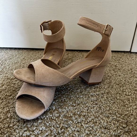 Dream Pairs Shoes - Dream Pairs Tan Ankle Strap Heels